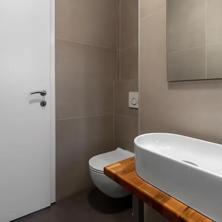 2 Bedroom Awesome In