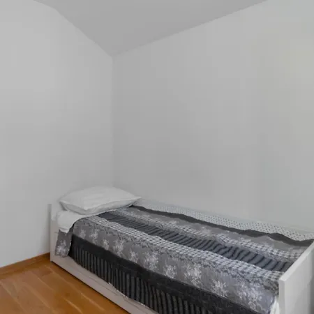 Lägenhet Awesome In Crikvenica