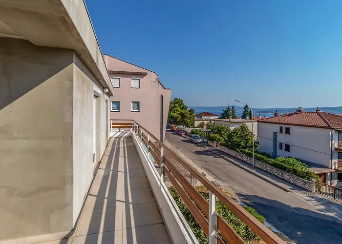 公寓 Awesome In 茨里克韦尼察